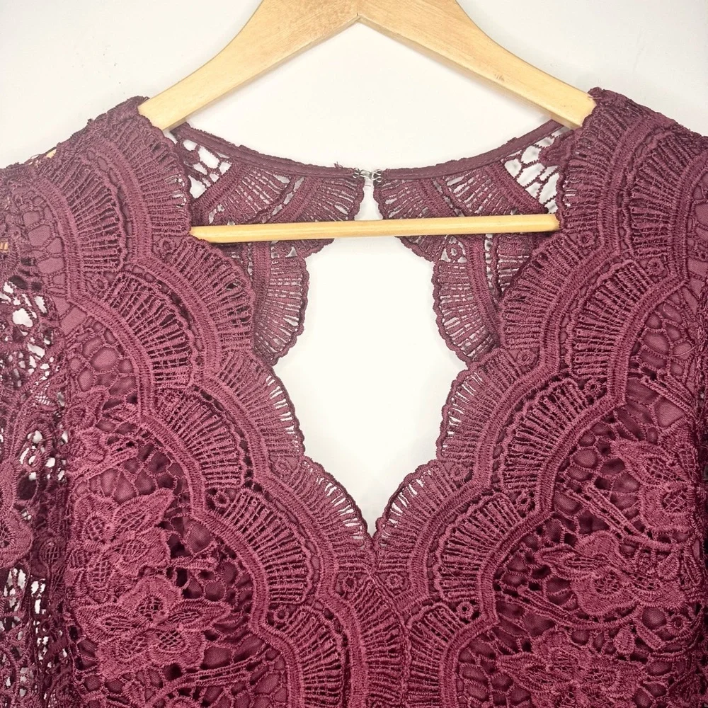 Lulu's Awaken My Love Burgundy Backless Long Sleeve Lace Gown Dress Size Small - Picture 5 of 10